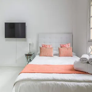 Apartamento Lovely At The Heart!, Málaga